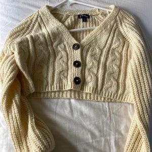 Art Class cream cropped sweater.